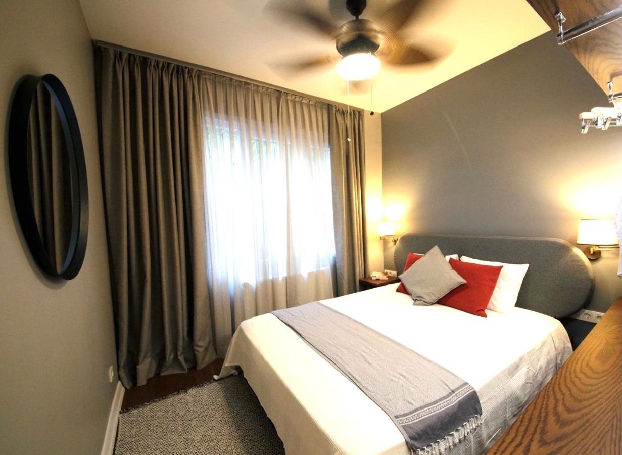 Appartamento Superior Refurbished Flat In The Heart Of Provincia di Istanbul Esterno foto